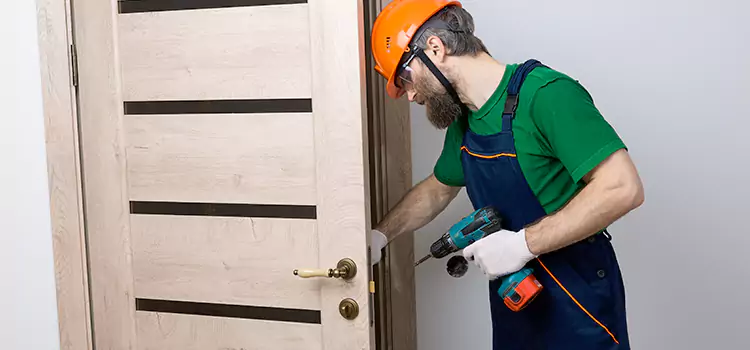Replace Internal Door Handle with Lock Merrick